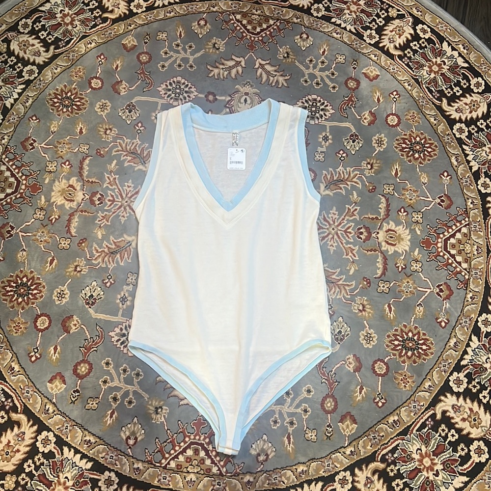 NWT free people S so cute soft looking